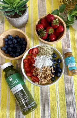 Sunrise smoothie bowl and fruit
